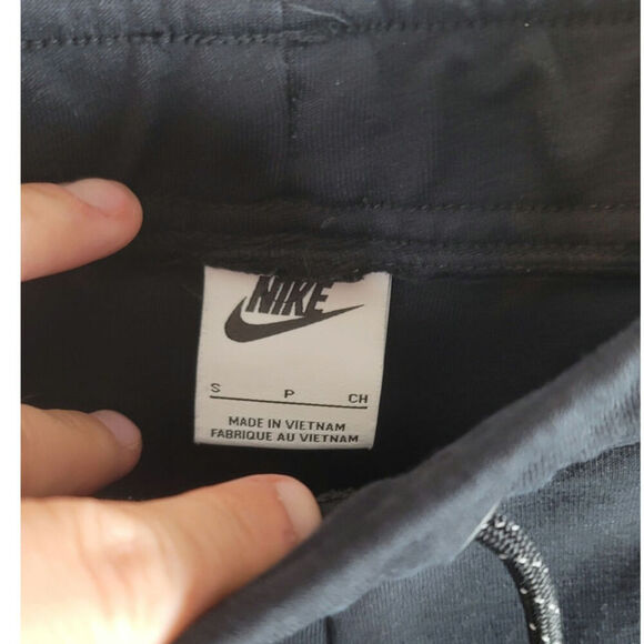 Nike Sportswear Tech Fleece Joggers in Black, sz Small - Picture 7 of 16